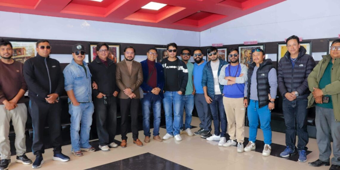 कोशीमै खिचिने ‘पाँच पाण्डव’ : छायांकन अघि लोकेशन हन्टिङमा निर्माण टोली इटहरीमा